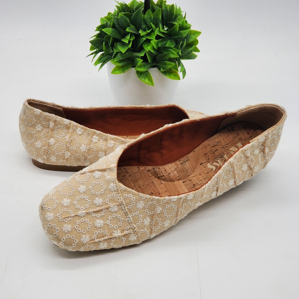 ♤♤ Korks Kork Ease Palmer Beige White Floral Ballet Flats Size 9